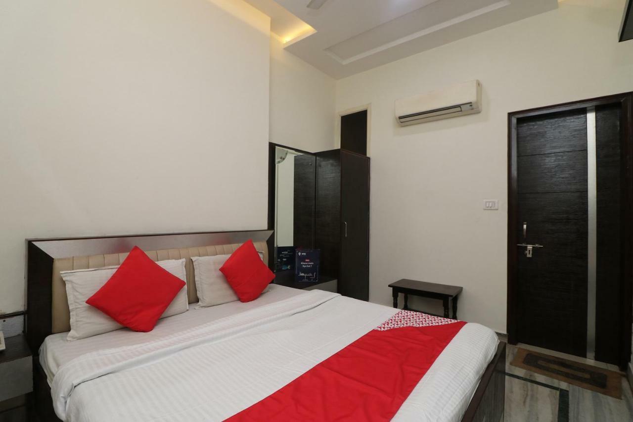 Oyo 24723 Hotel Atul Palace Agra  Exterior photo